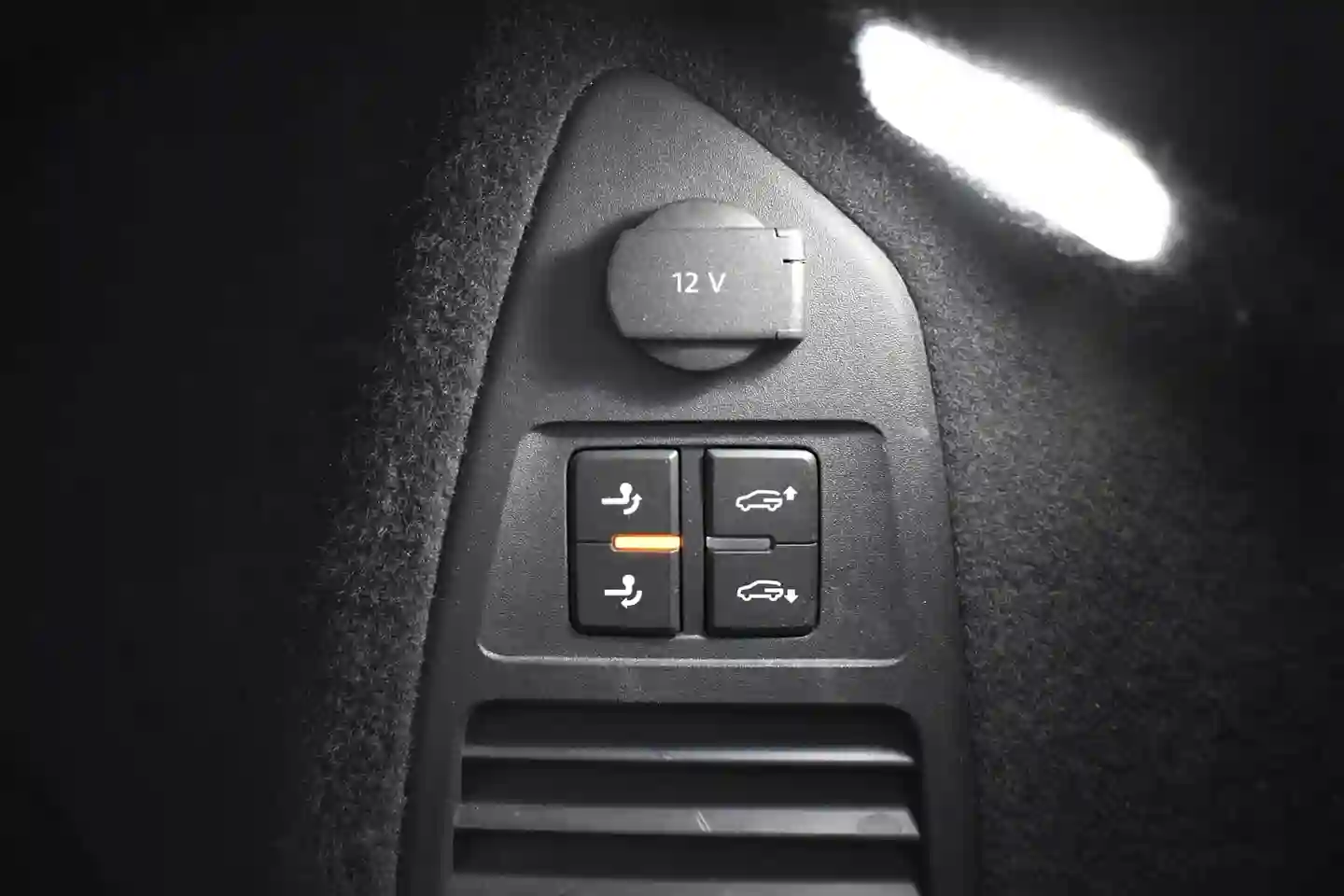 Car Image - 3XJna00QLG9JqGozEyZD39