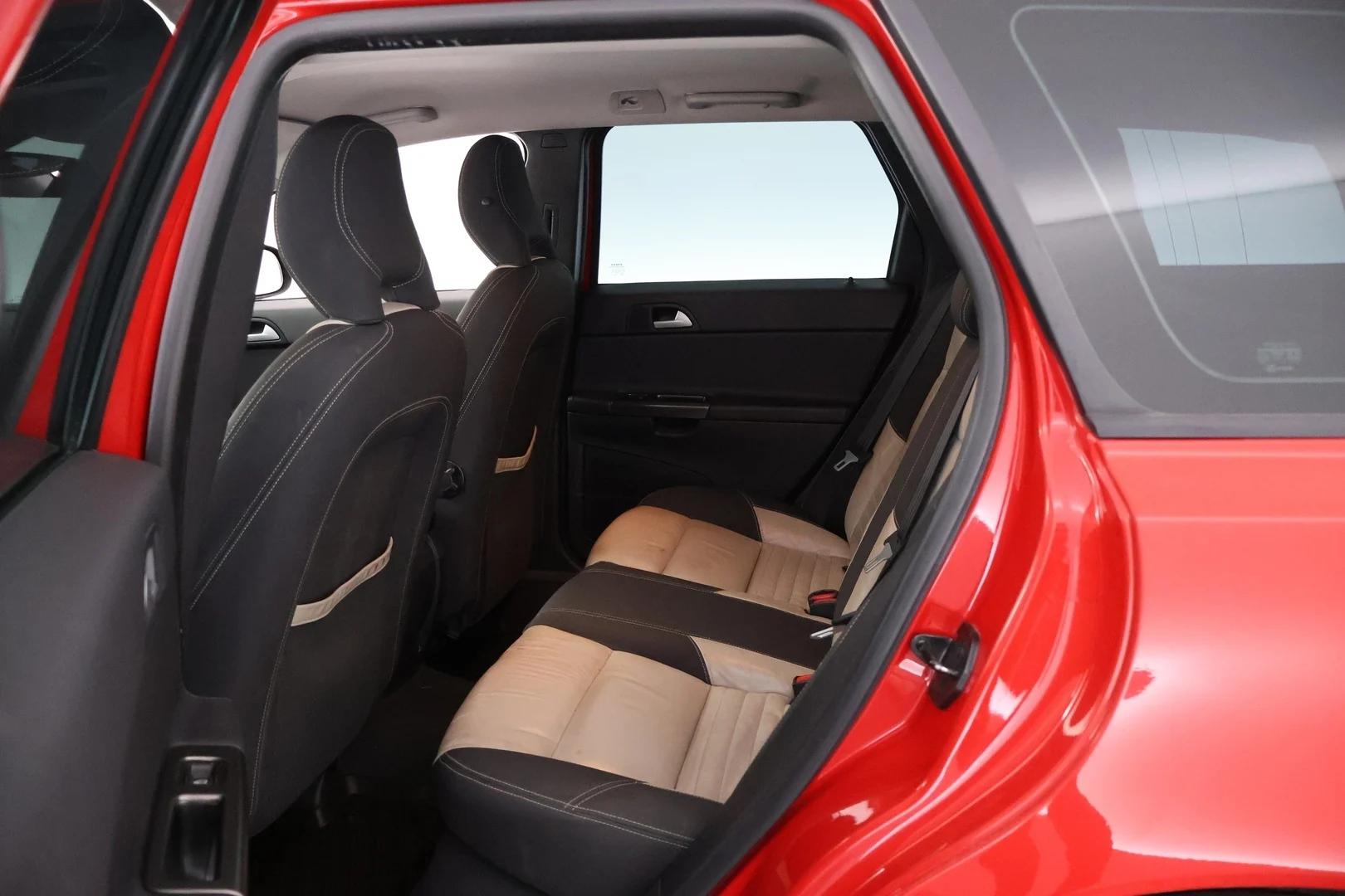 Car Image - 3KDsoLTGlm3sqHWDDwZu5p