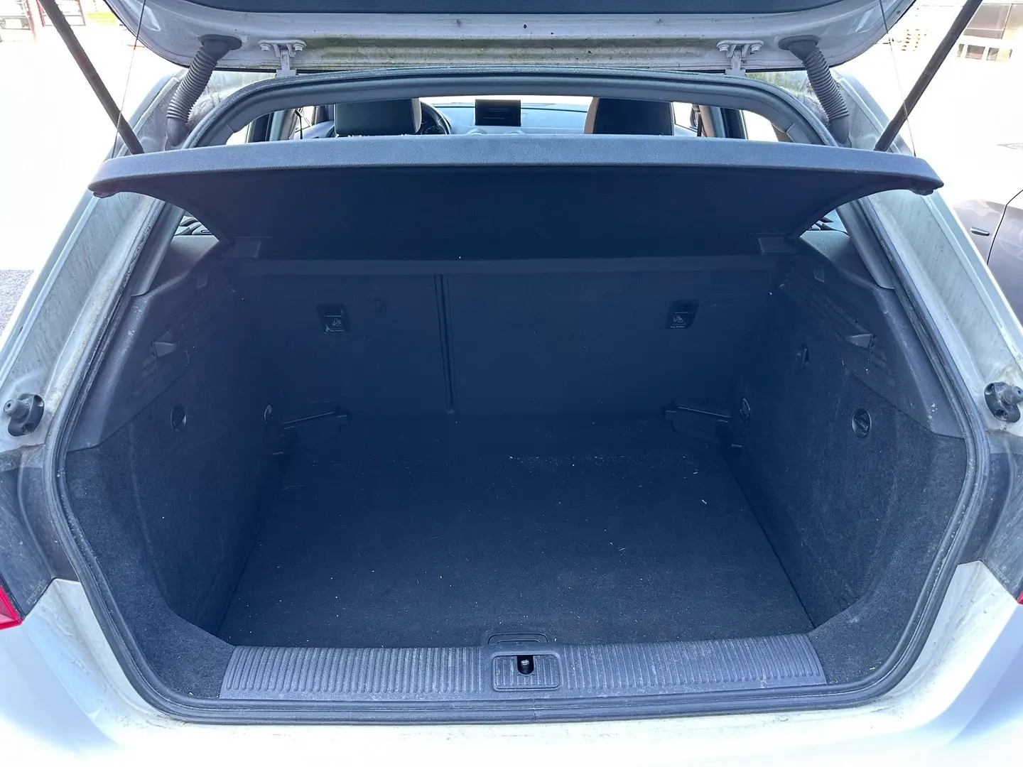 Car Image - 7JJOx3MLFhkgXj9JhqRnvG
