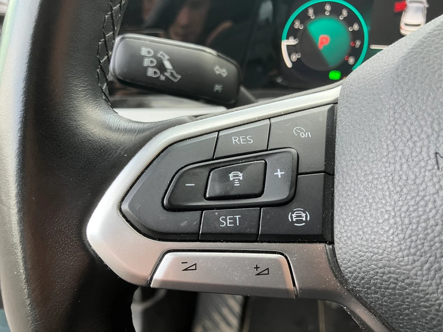 Car Image - 7FeikFRSV1rea8SeBKKqs1