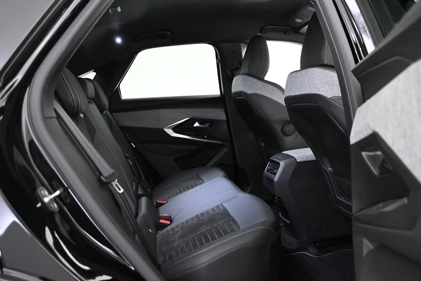 Car Image - 5qbrCaflf2cAsFo2tOqt1p