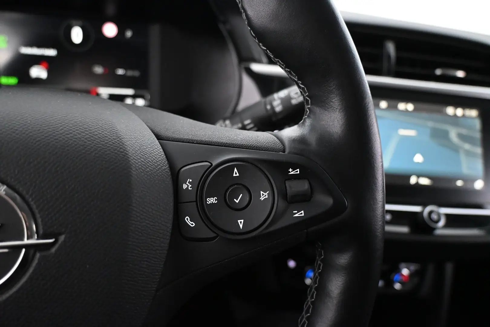 Car Image - 18XIqDCMN6yVPrFv7ybYKy