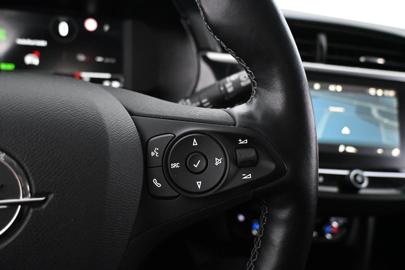 Car Image - 18XIqDCMN6yVPrFv7ybYKy