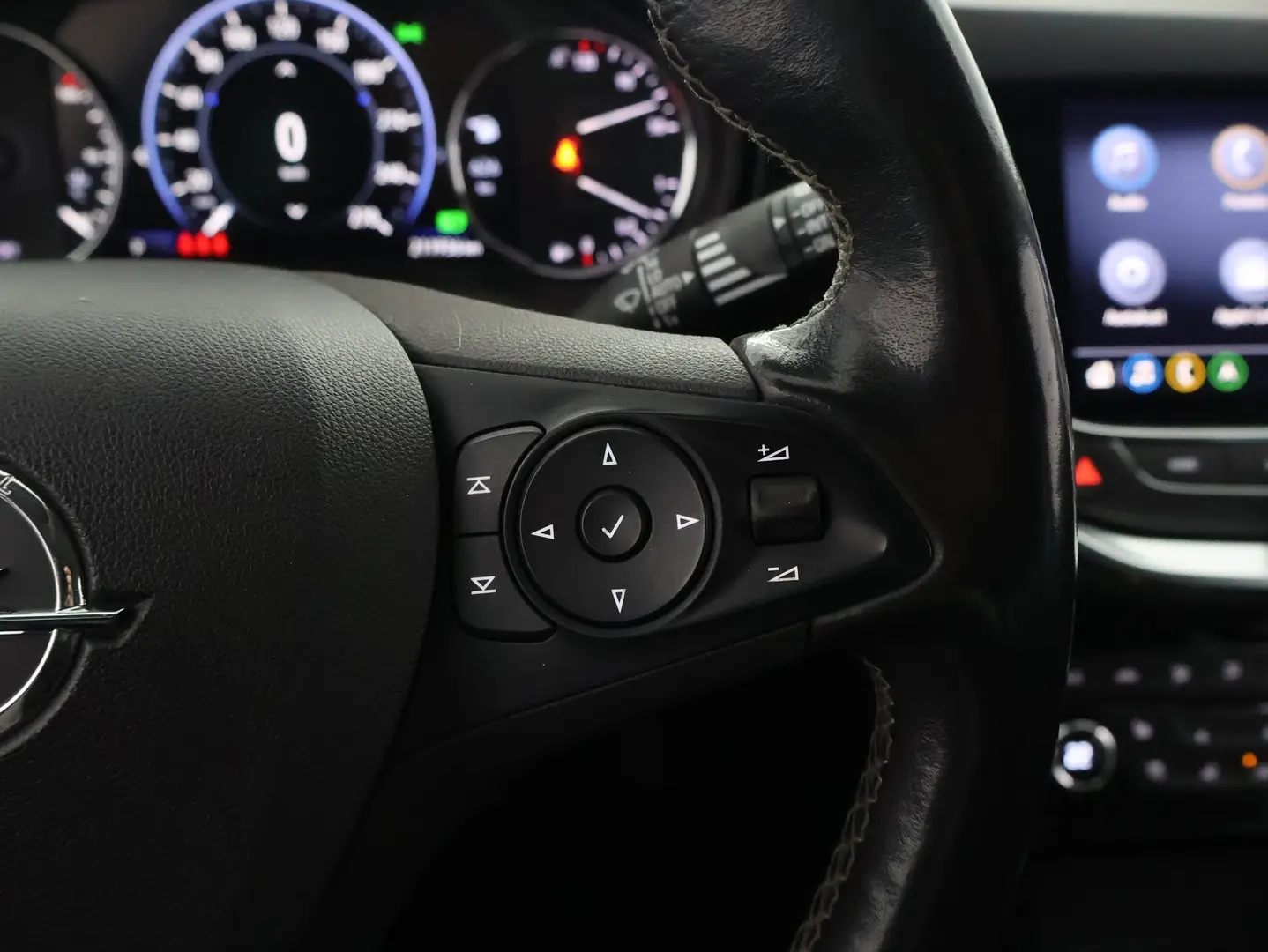 Car Image - 4e2V9XNGk8qTuFoMZzAnIM