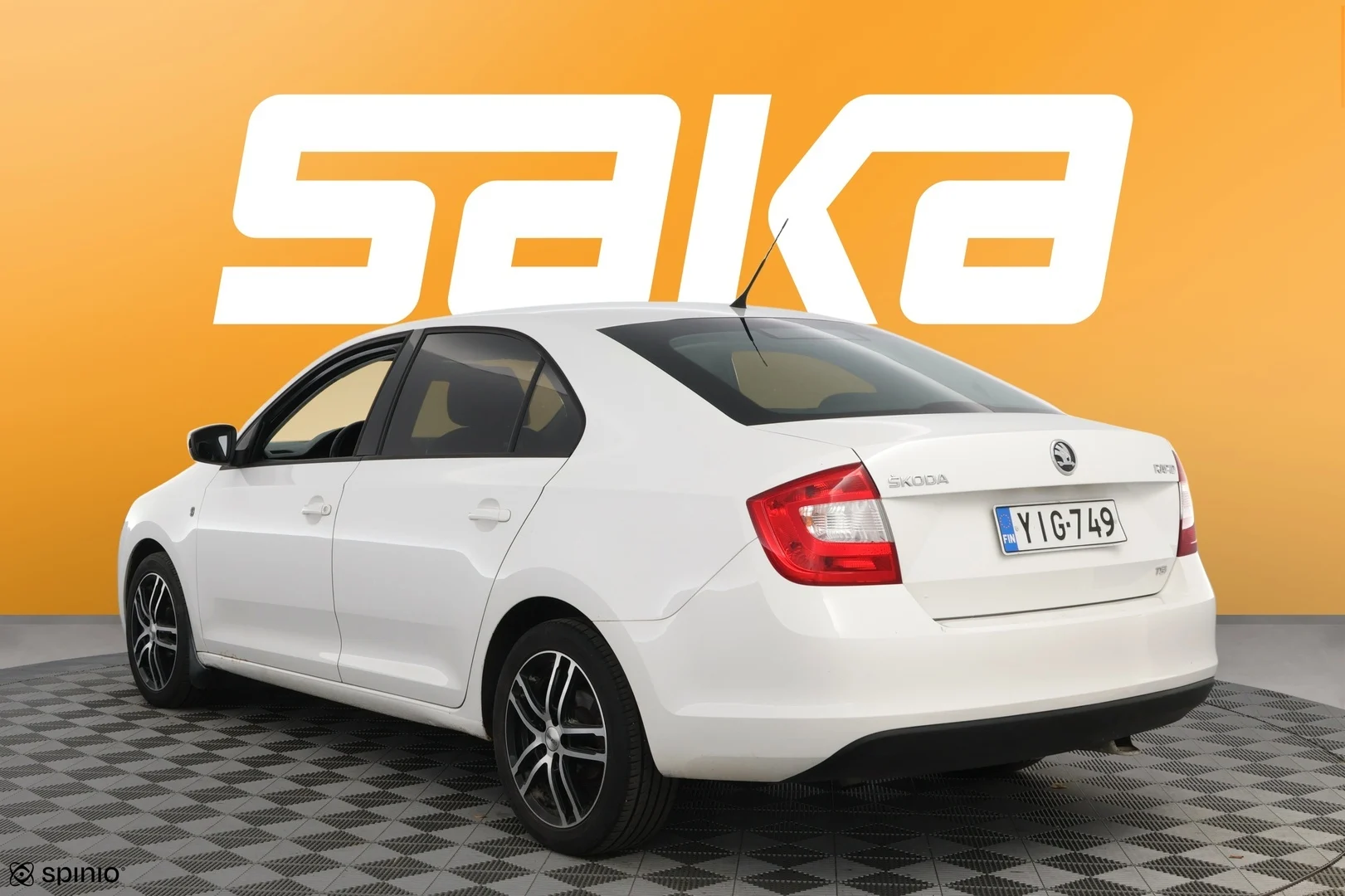Car Image - 2EeDA5jOZG2oAd7uQ6SwdX