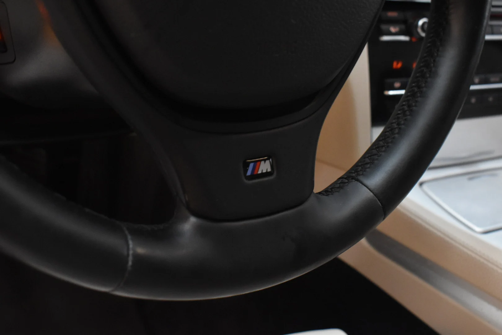 Car Image - 5I69qVt0EjUyJxTT4jmH6w