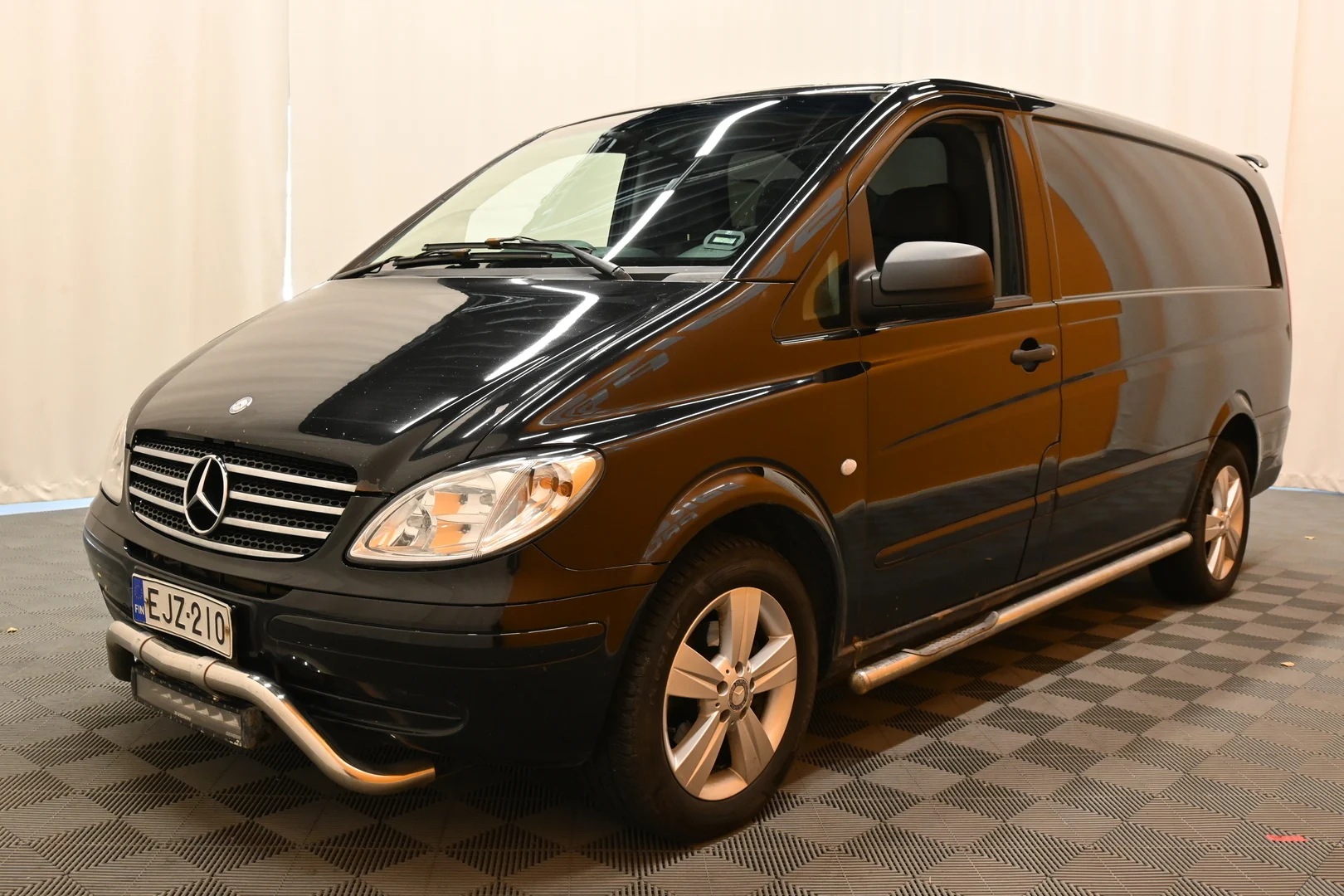 Car Image - 5ZgwQaN1XweplUKEvHxo3G