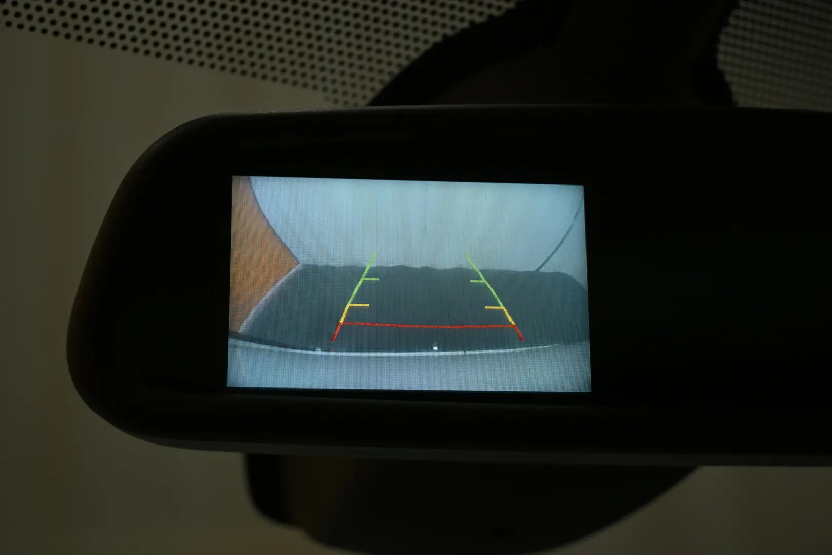 Car Image - 66vZNnDRtU6MpnMYMzmktt