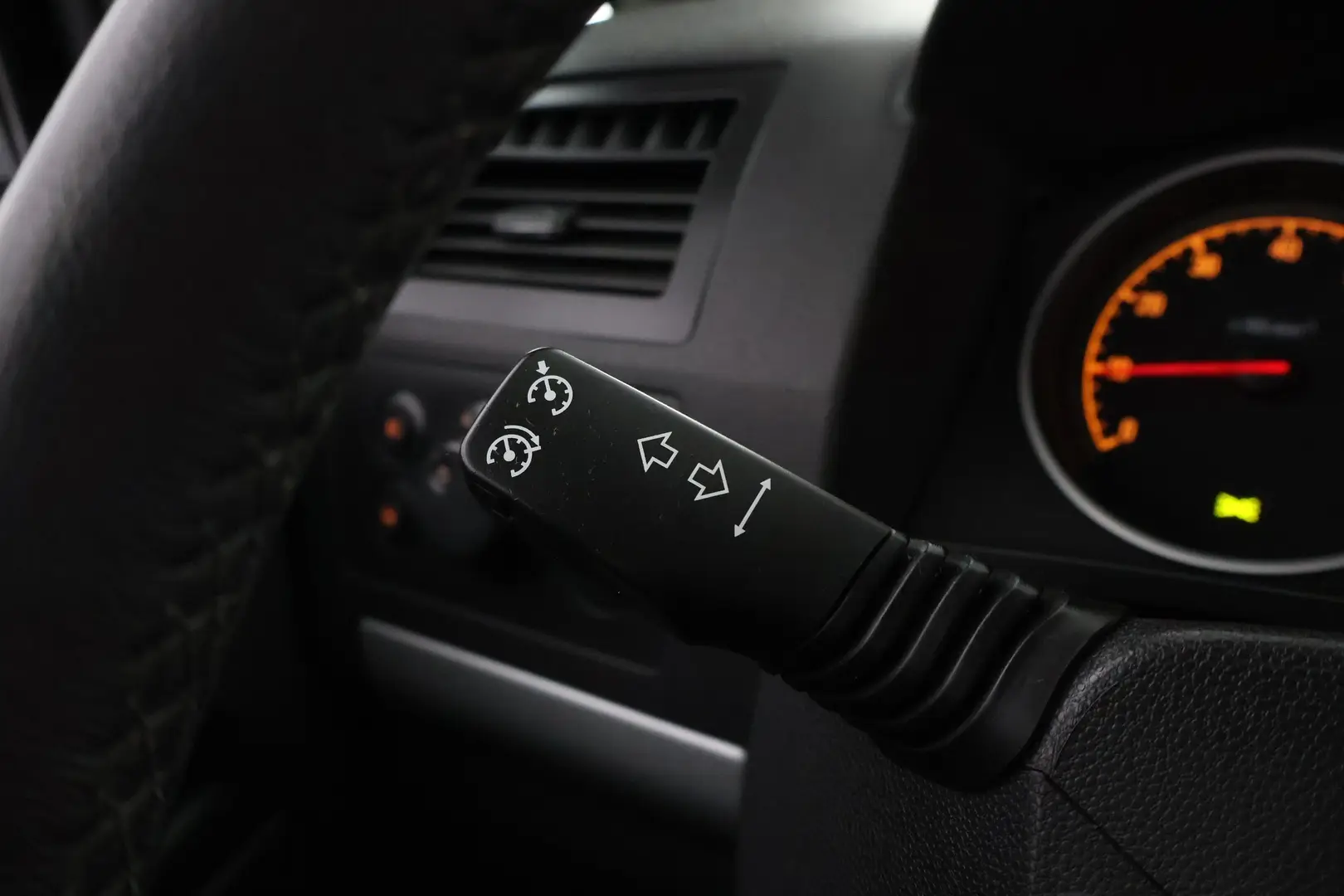 Car Image - 6anzIA0h9ACnwlI7hfcxMh