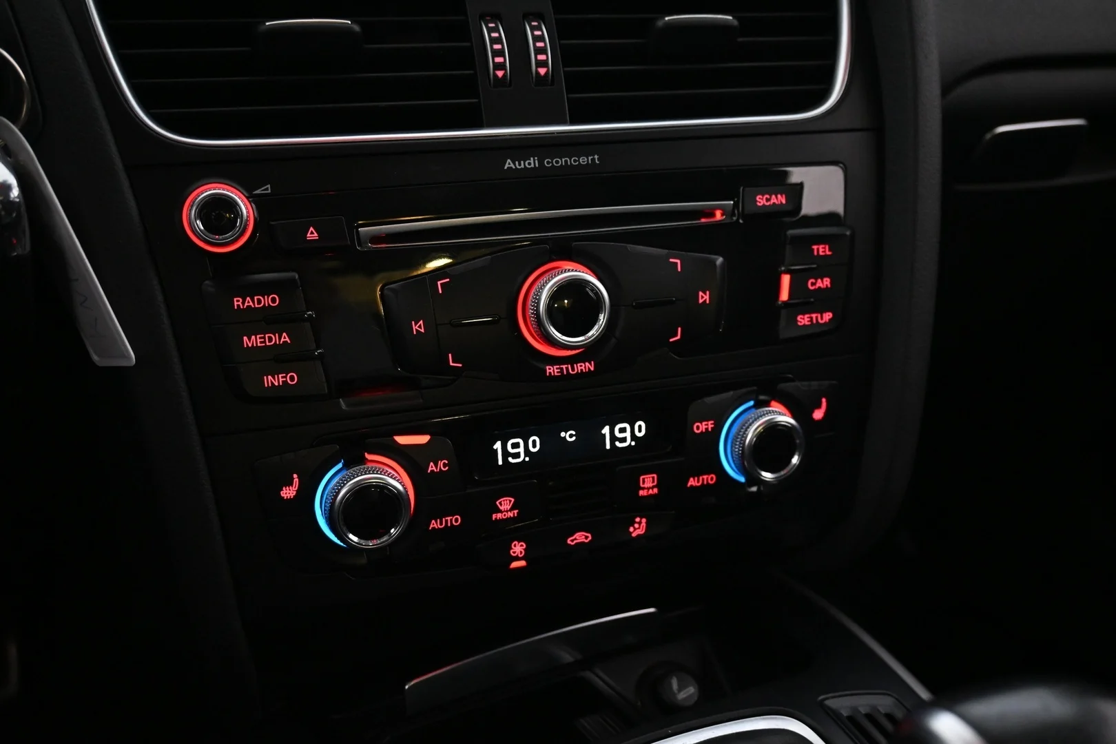 Car Image - 2WuYUUxFfh4GFkjy81bYw2