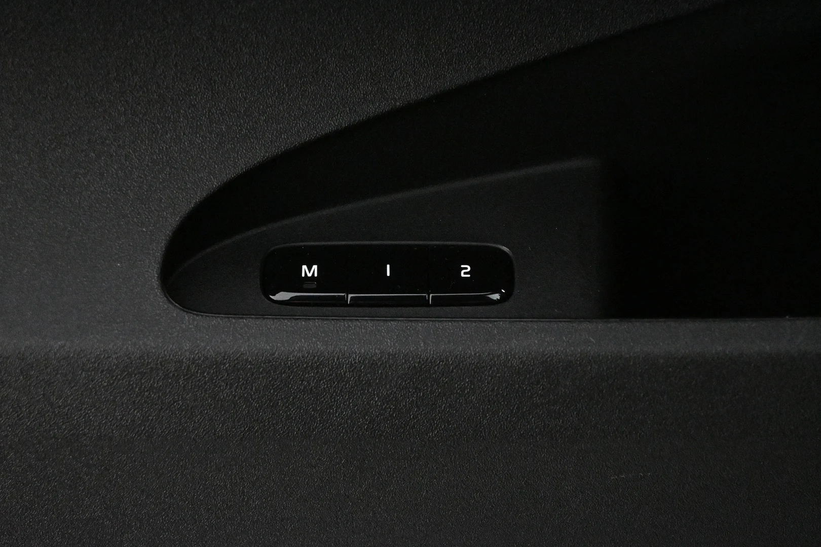Car Image - 7eCA0ubwFaO30e9xBLlJKM