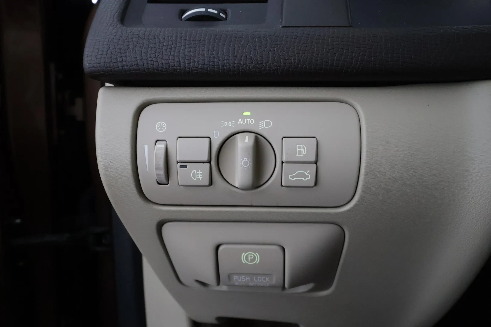 Car Image - 5dLXYhSCap0iYQuj96Qq3D