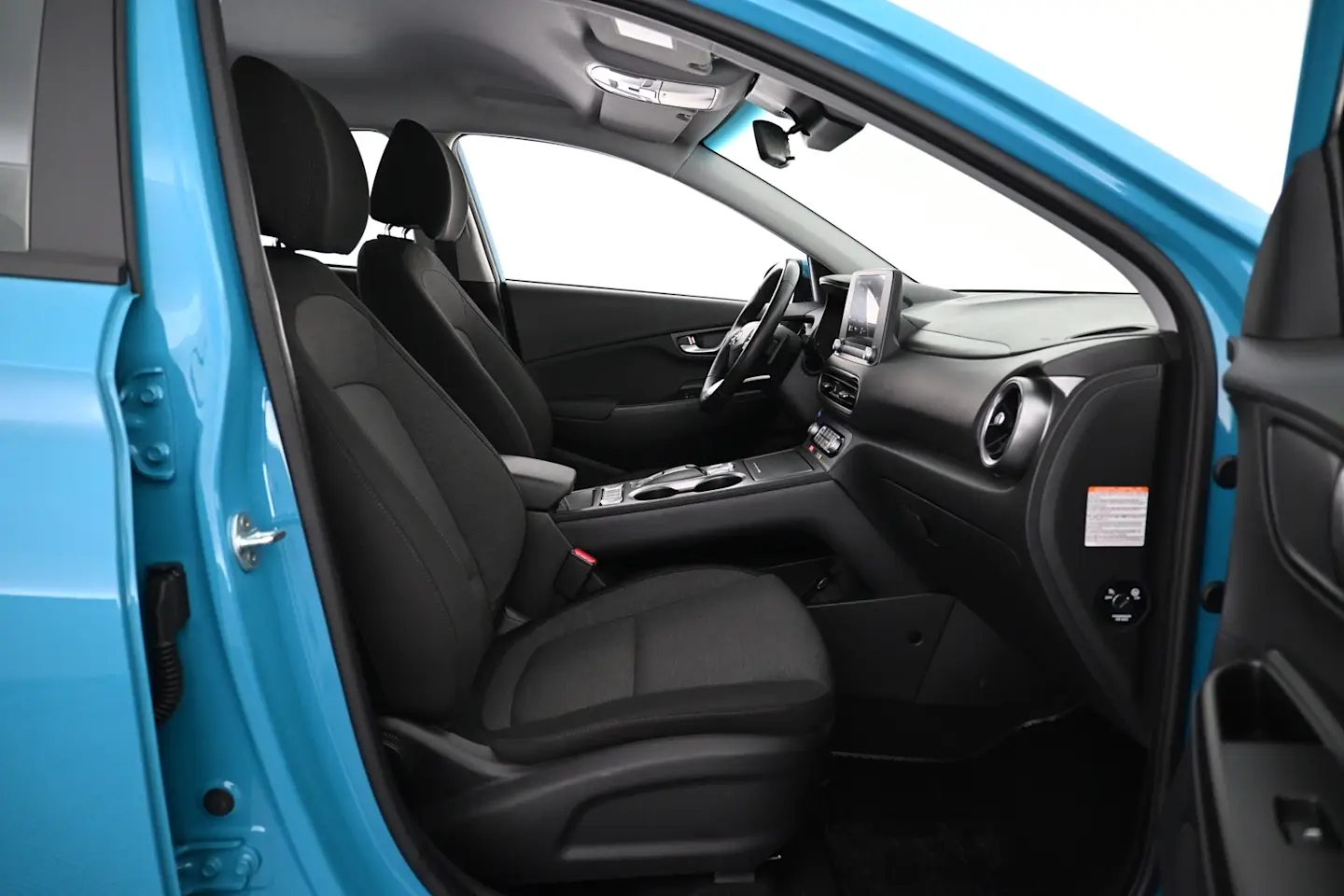 Car Image - 2pjATAr0LYPd7MzF66MD0u