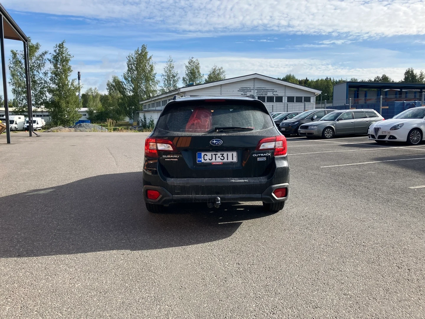 Car Image - 1UTfvhbwCMFkmJqueZtHRO