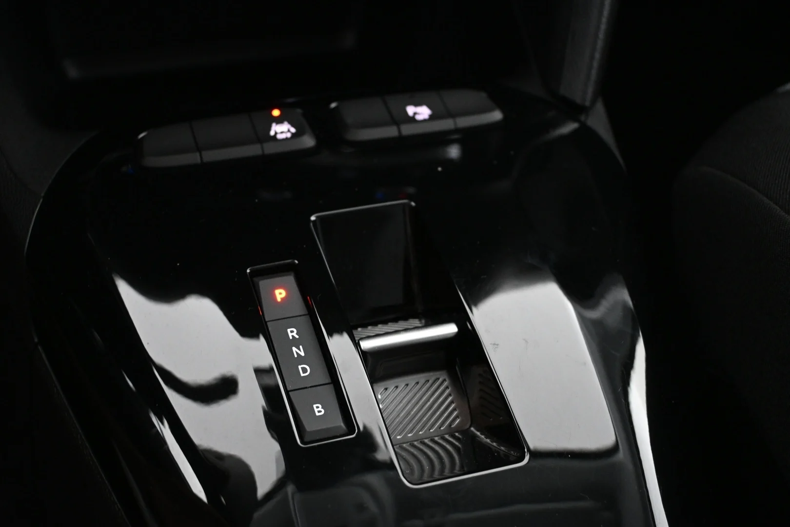 Car Image - 78FKVYy790NMMZpkqSbHhn