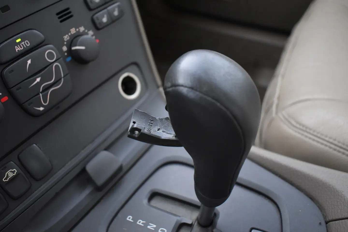 Car Image - 7ESmUPJPaPt8T2rz5rfqYp
