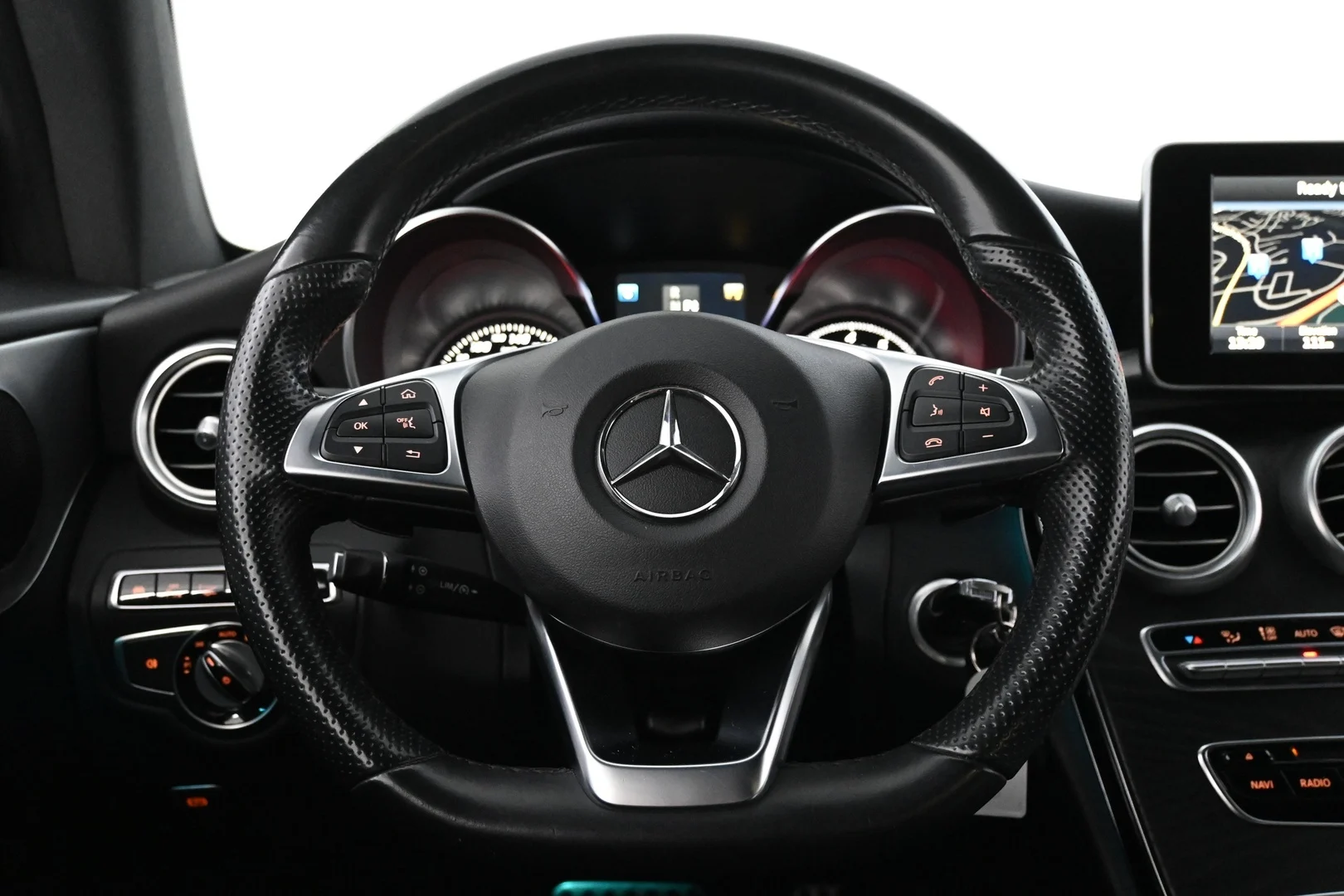 Car Image - 225C9gH1bZ0pofP5wHGUB0