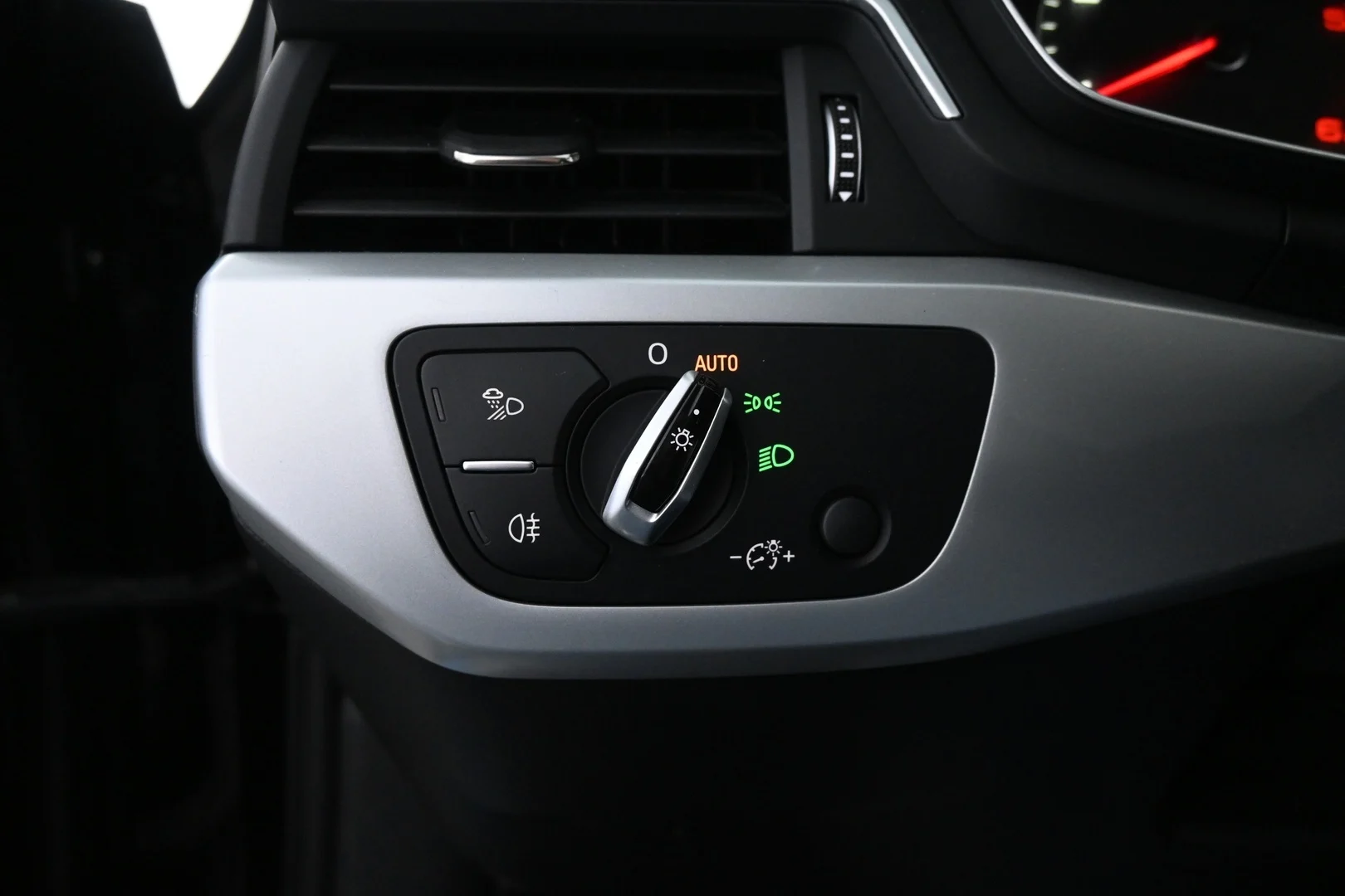 Car Image - 6bLXGhxw5hOv6gqTyp4aKg