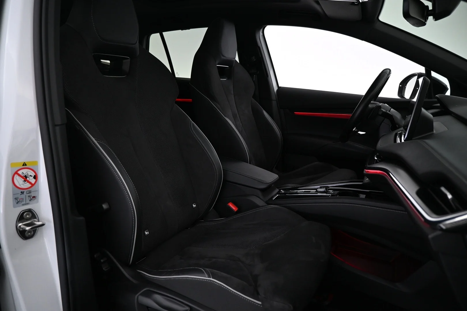 Car Image - 2qJZbD1Es2vzvmbDQU83ob