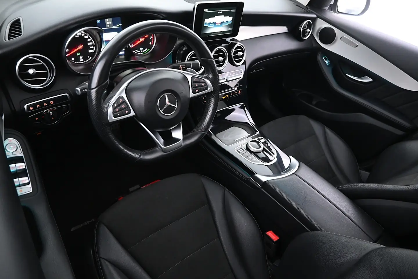 Car Image - 7DMgyZH8gex5b79VMiCfzQ