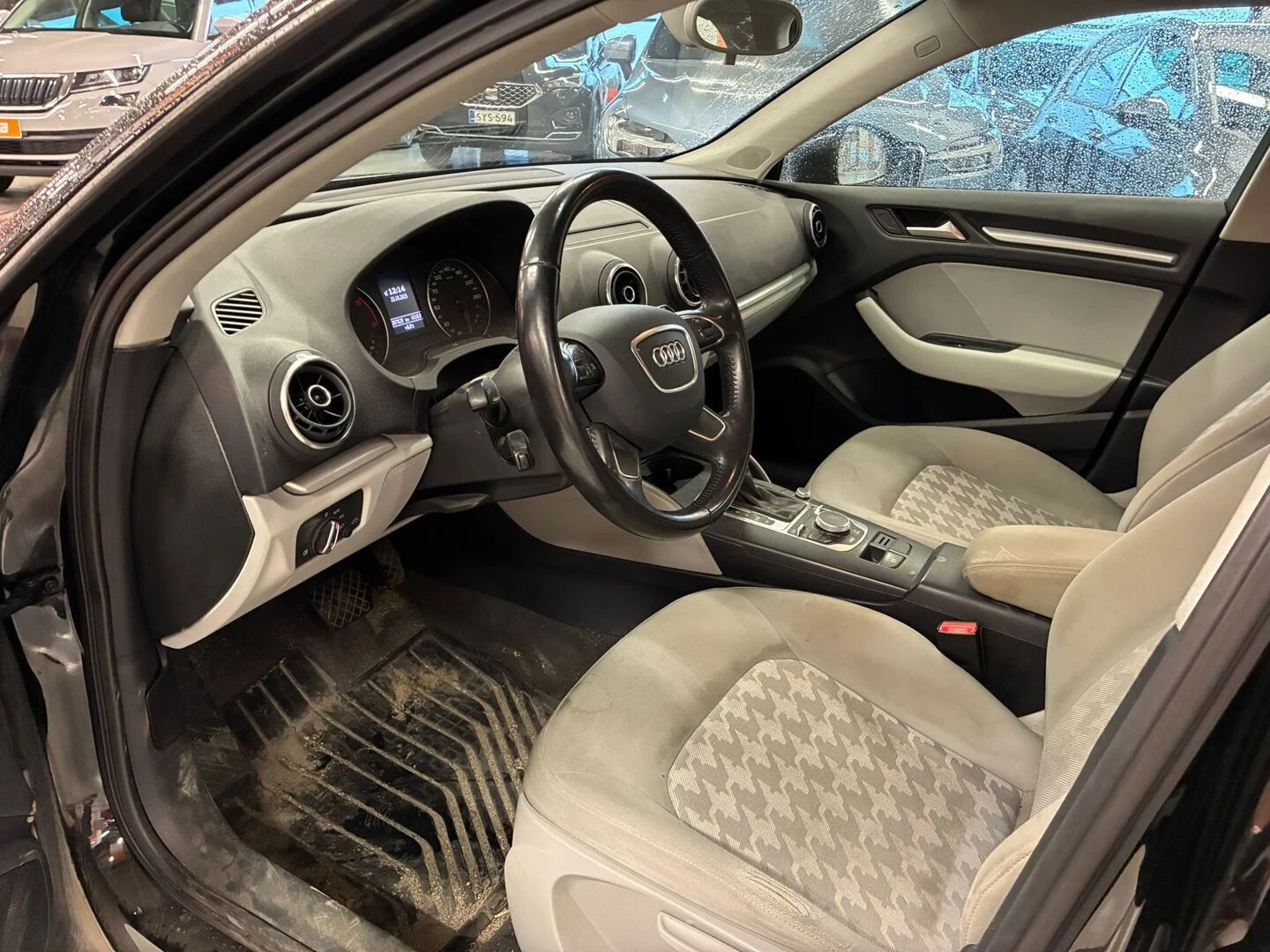 Car Image - 5Ue29TjkfQLqJqkadDIHuN