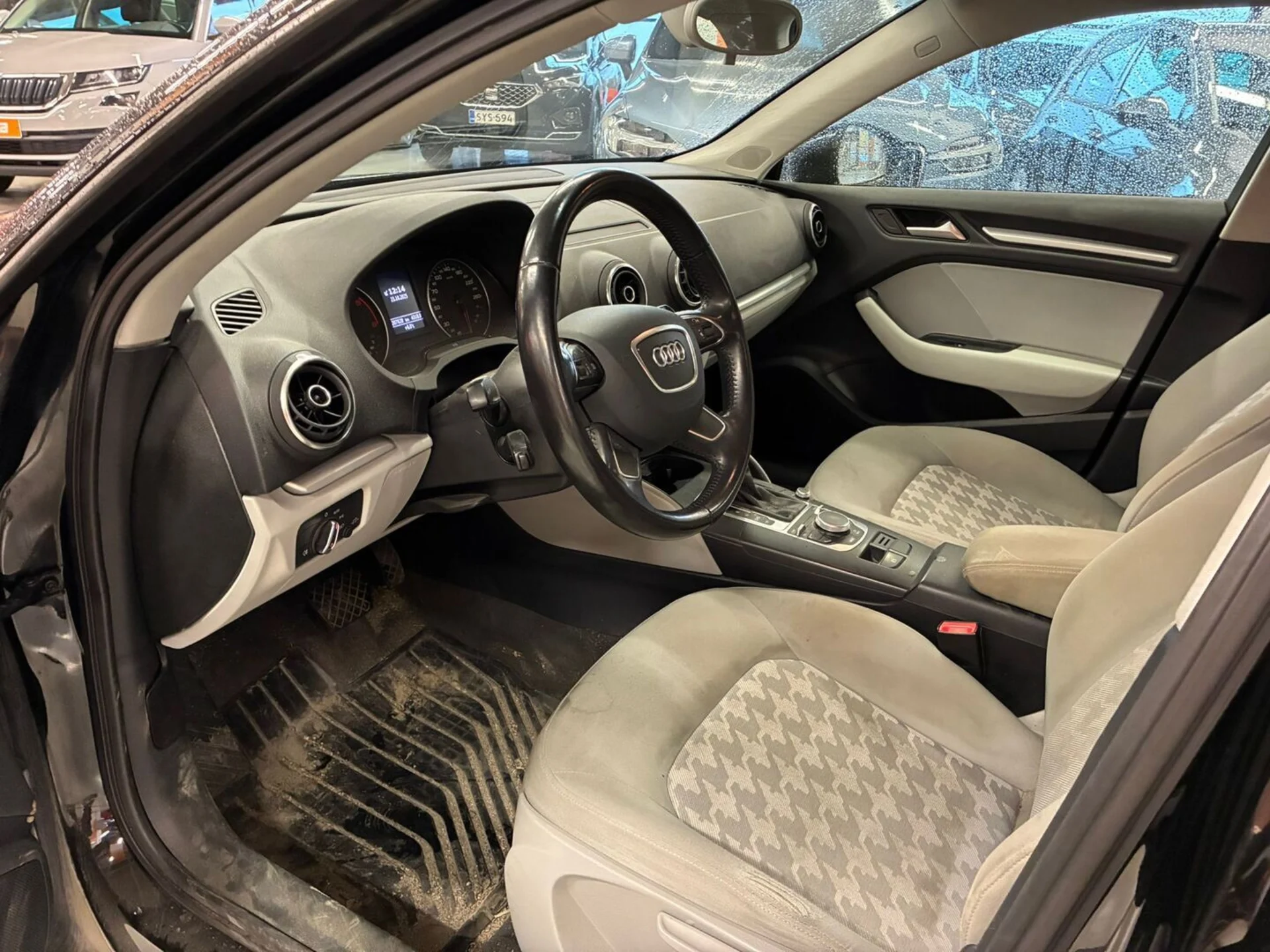 Car Image - 5Ue29TjkfQLqJqkadDIHuN
