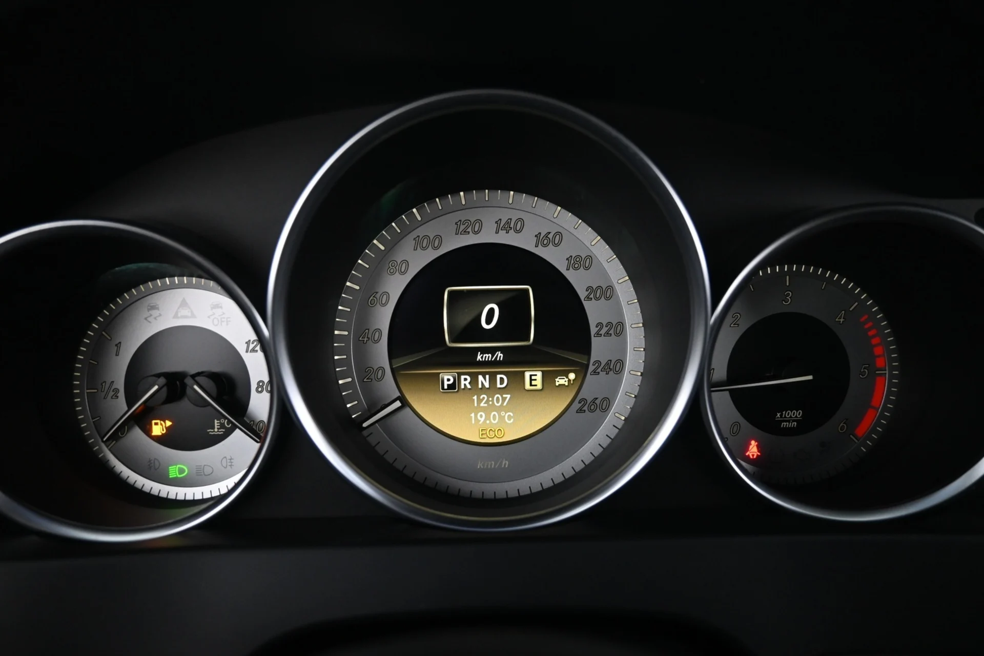 Car Image - 1kAPCpuY3V9ZbTSMOYFimz