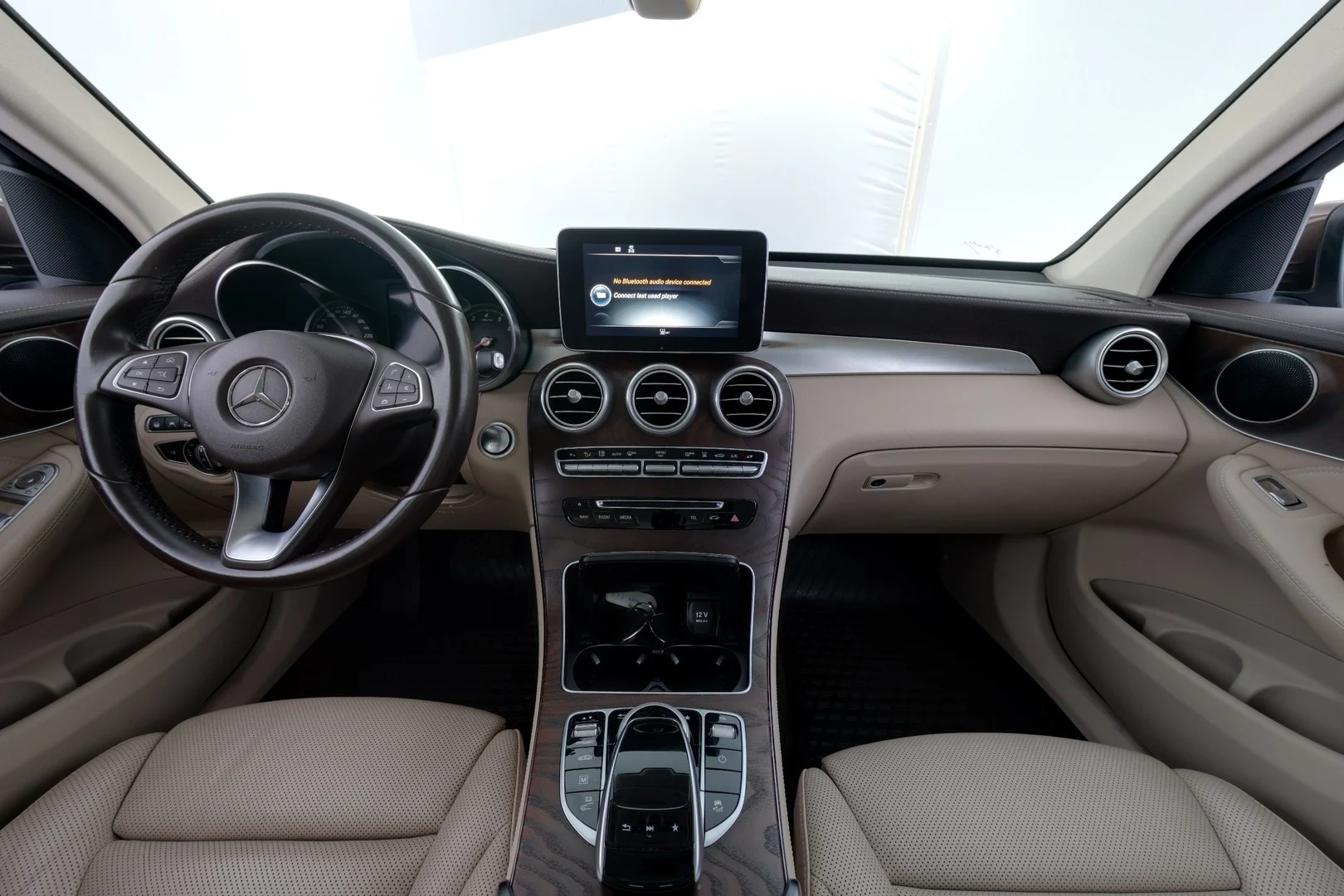 Car Image - 50xK9rGvfLvoOVHrBO6w2l