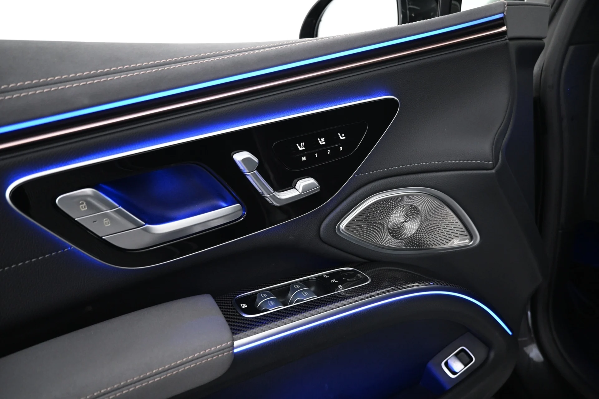 Car Image - 4UrZlNYs0eOdEzWLYT96fp