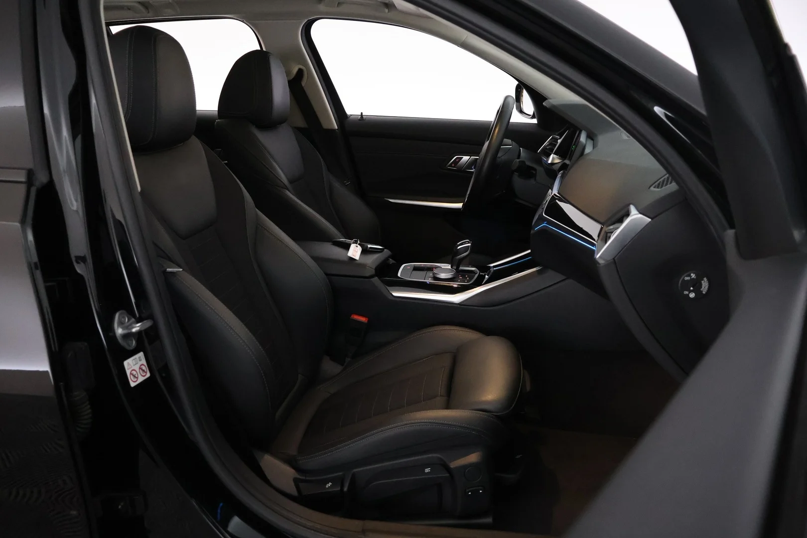 Car Image - 6Py0nrgNpr0xV5i7Jm2yRh