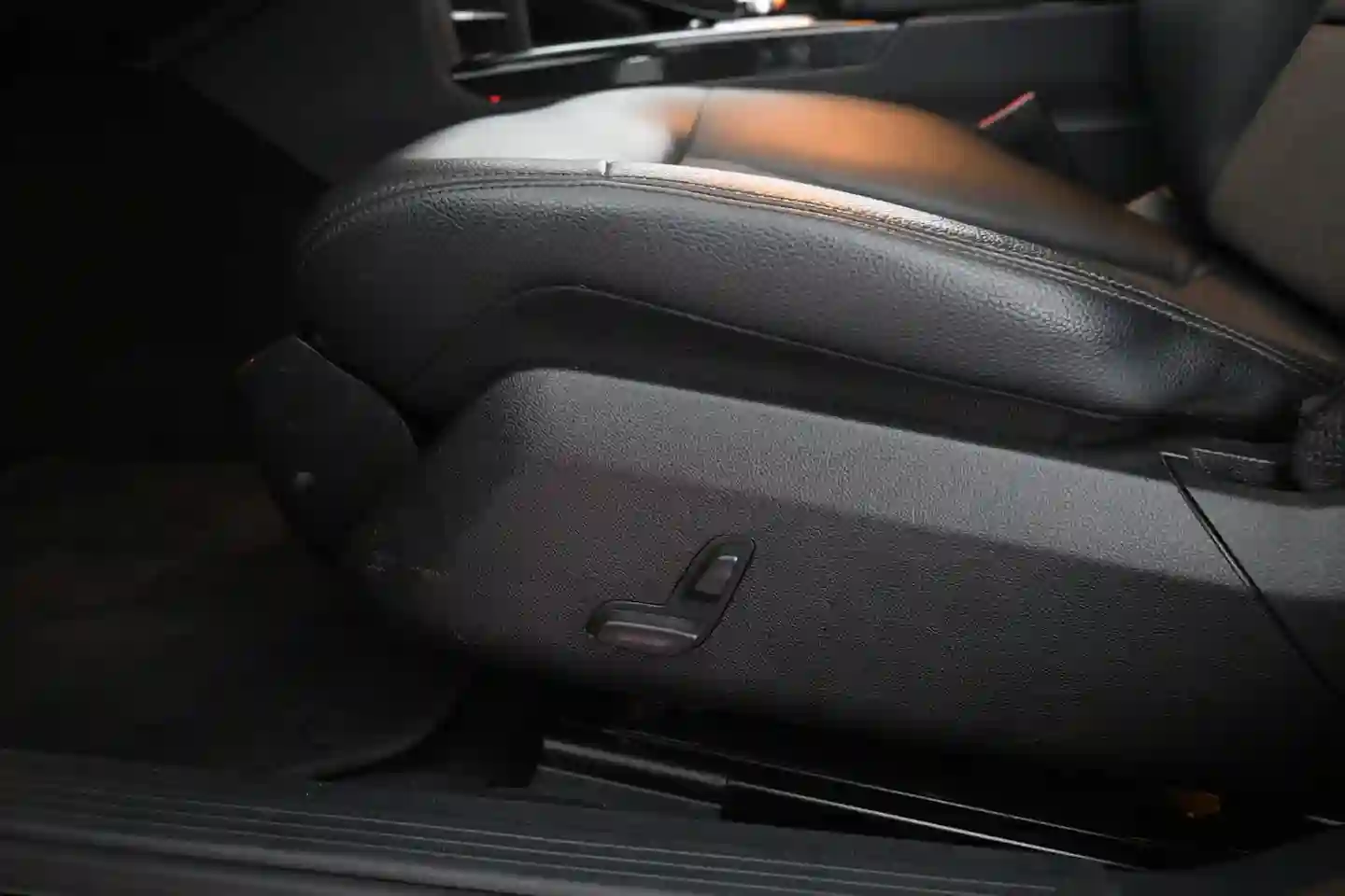 Car Image - 4GnvEMvPiZWbHGf9V3K1PY