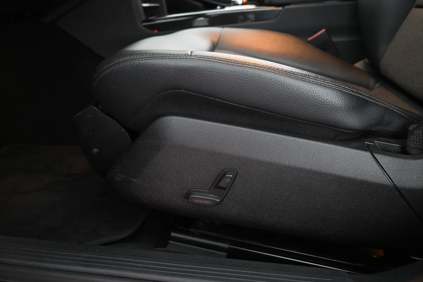 Car Image - 4GnvEMvPiZWbHGf9V3K1PY