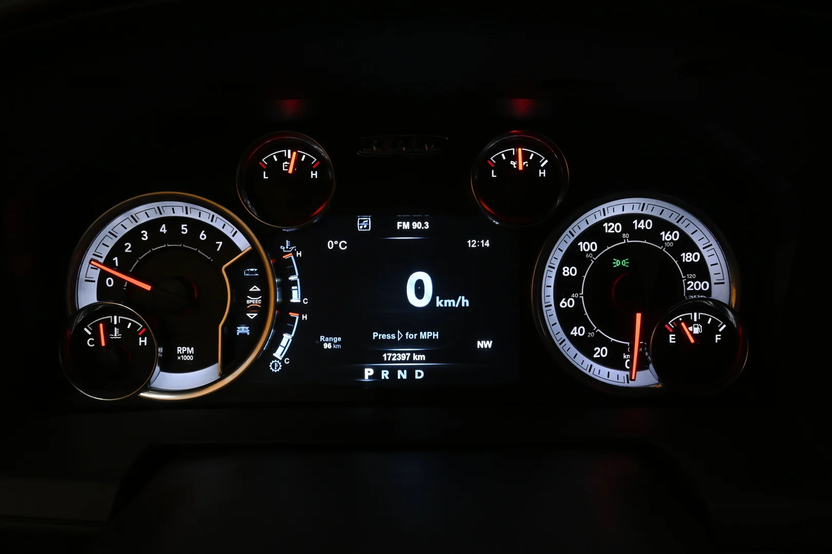 Car Image - 3R2vUdVFBiSs6SuhxVilio