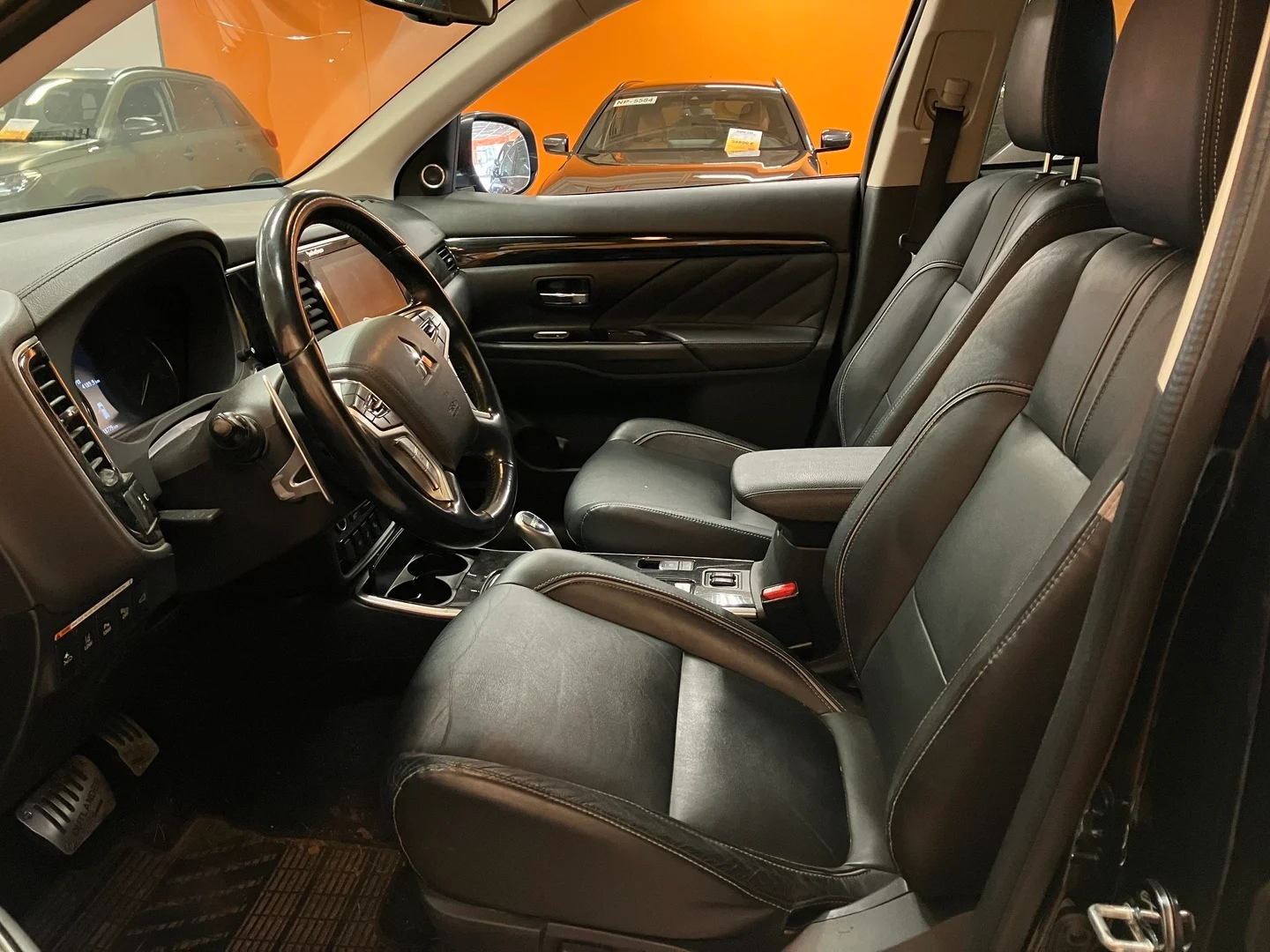 Car Image - 6tD7gPmSF95kmUY7iXKI4H
