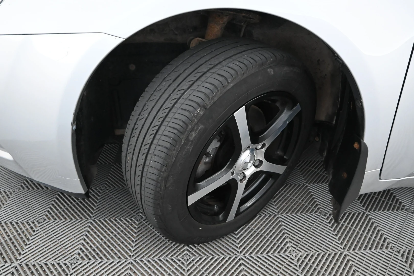 Car Image - 3nh2JYYtETo9h7n5nfd37u