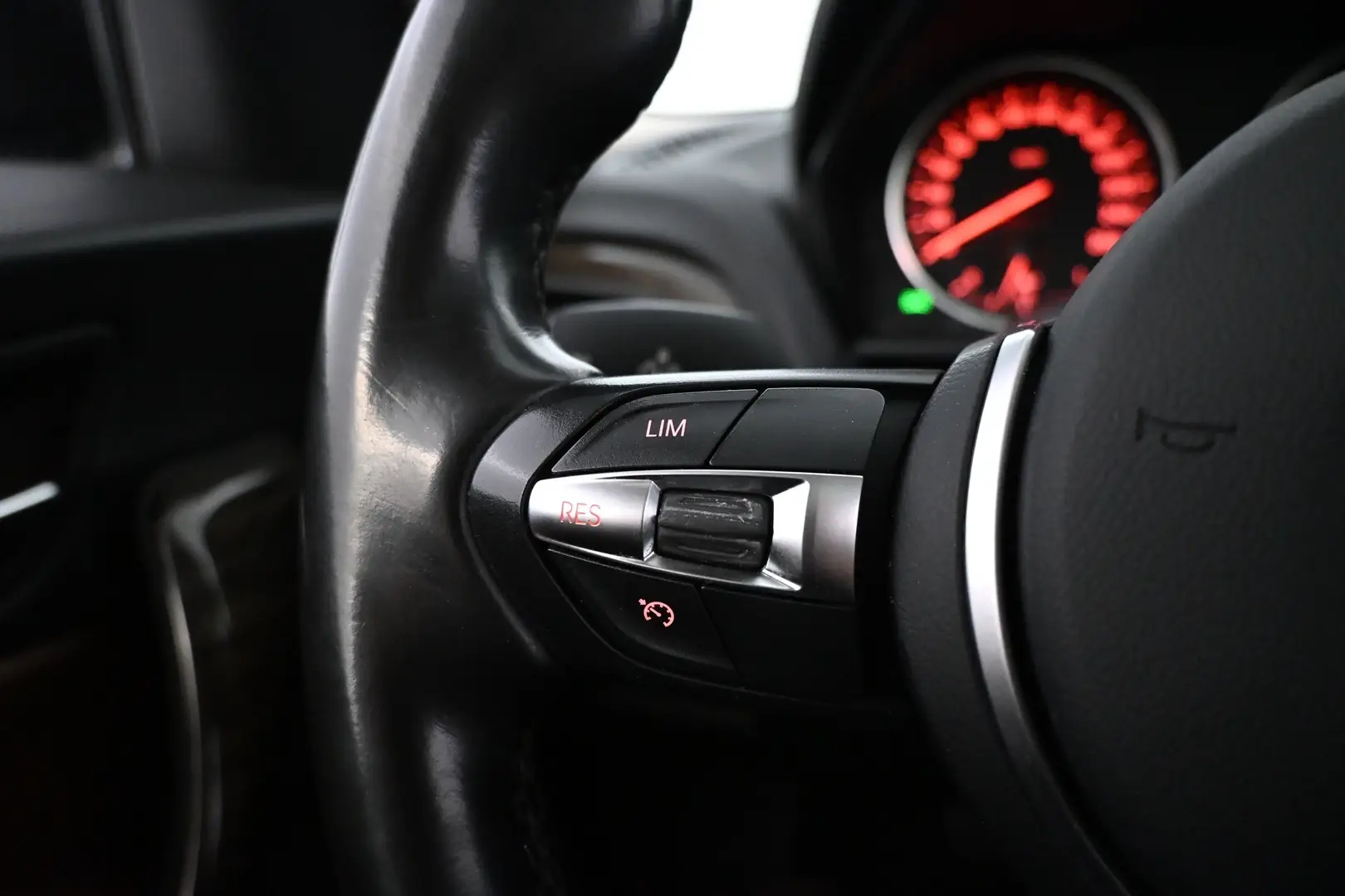 Car Image - 2XagUKi159VcQqYNRMMQJH