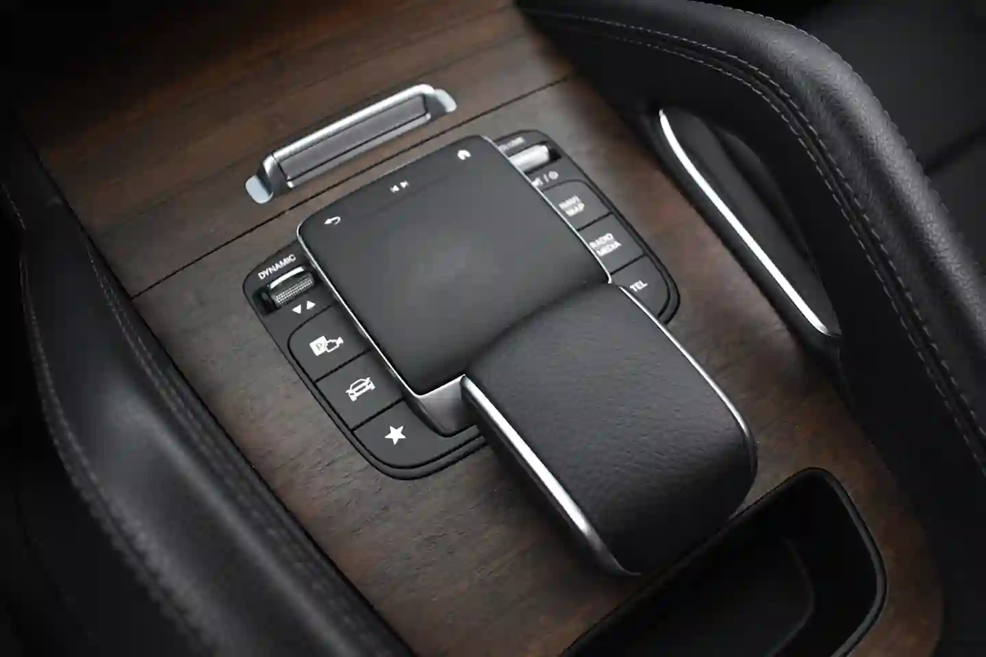 Car Image - 3yXzaTY9WhU3NcIvQtpD0T