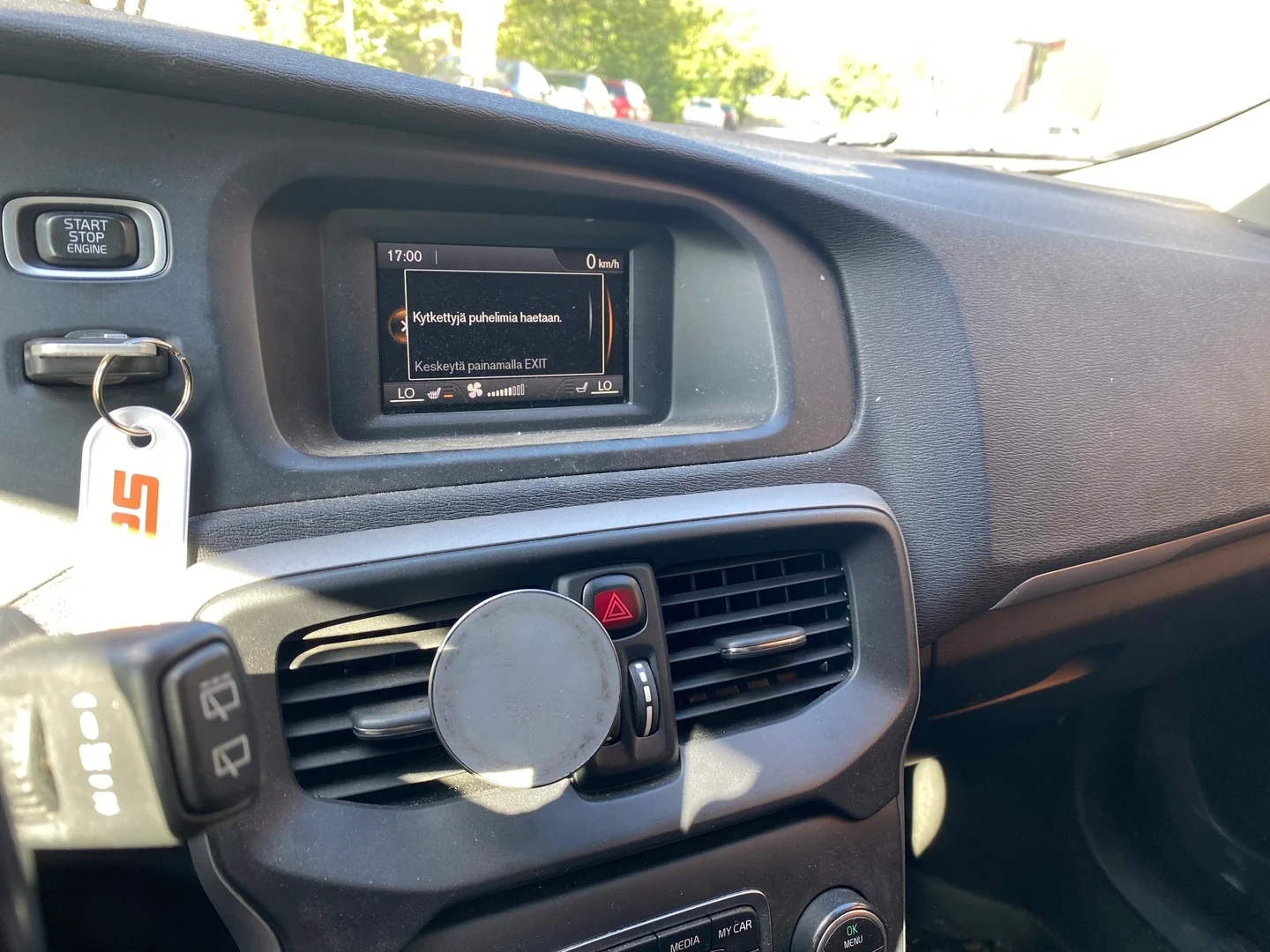 Car Image - 6W6KbuzUeoZghQhEvRnjEL