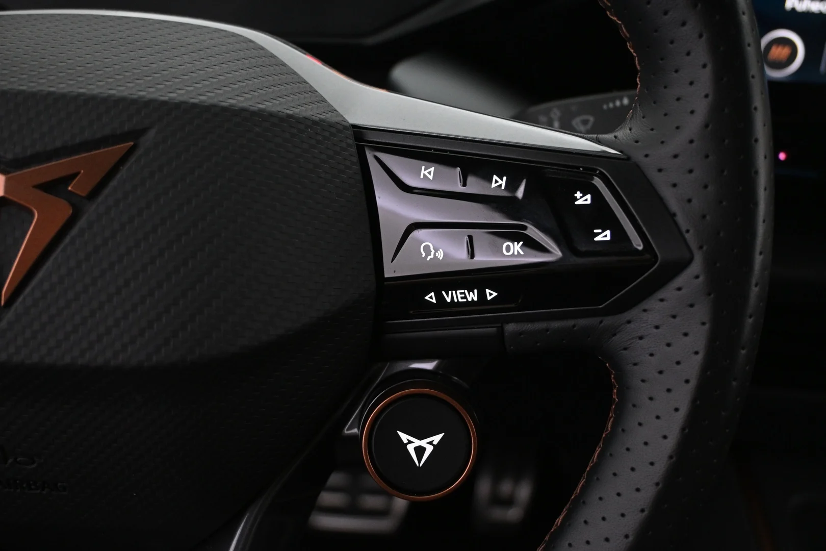 Car Image - 5dy28kcxGt8Z45UBjCKTSR