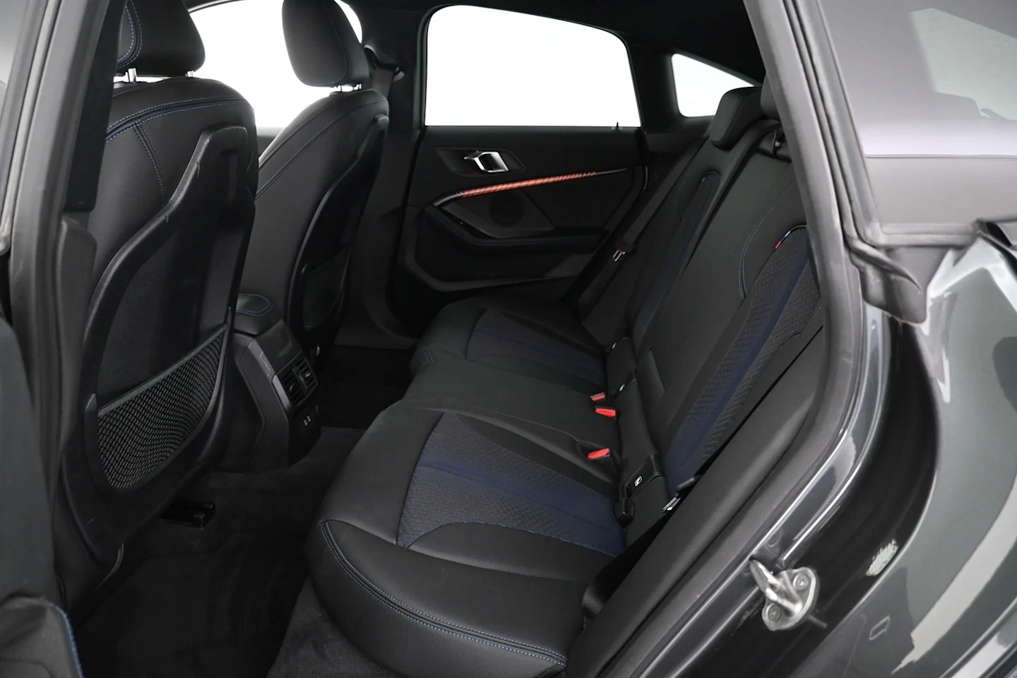 Car Image - 3cjM8sbgLXlZoz8ihgNAju