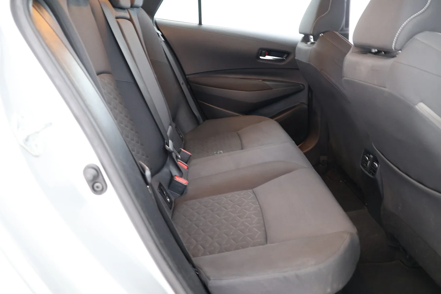 Car Image - 6gEQ7epQsVxroIIJlRrKIV