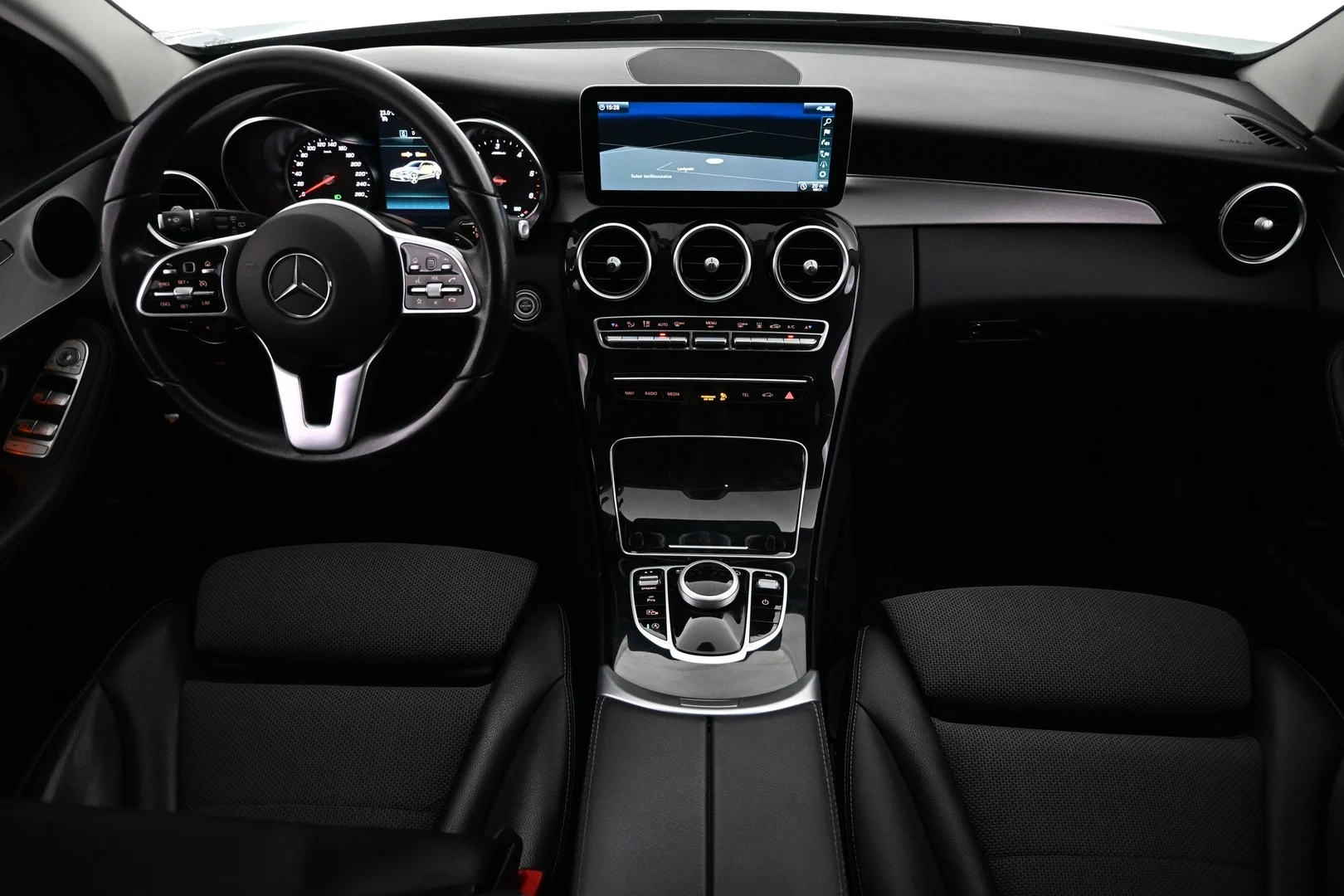 Car Image - 3gUIPtBjSSizwZx139HtQ6