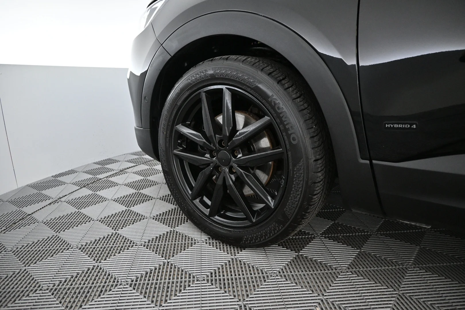 Car Image - 2MnCXXkg7JXwXN58kQZFuJ