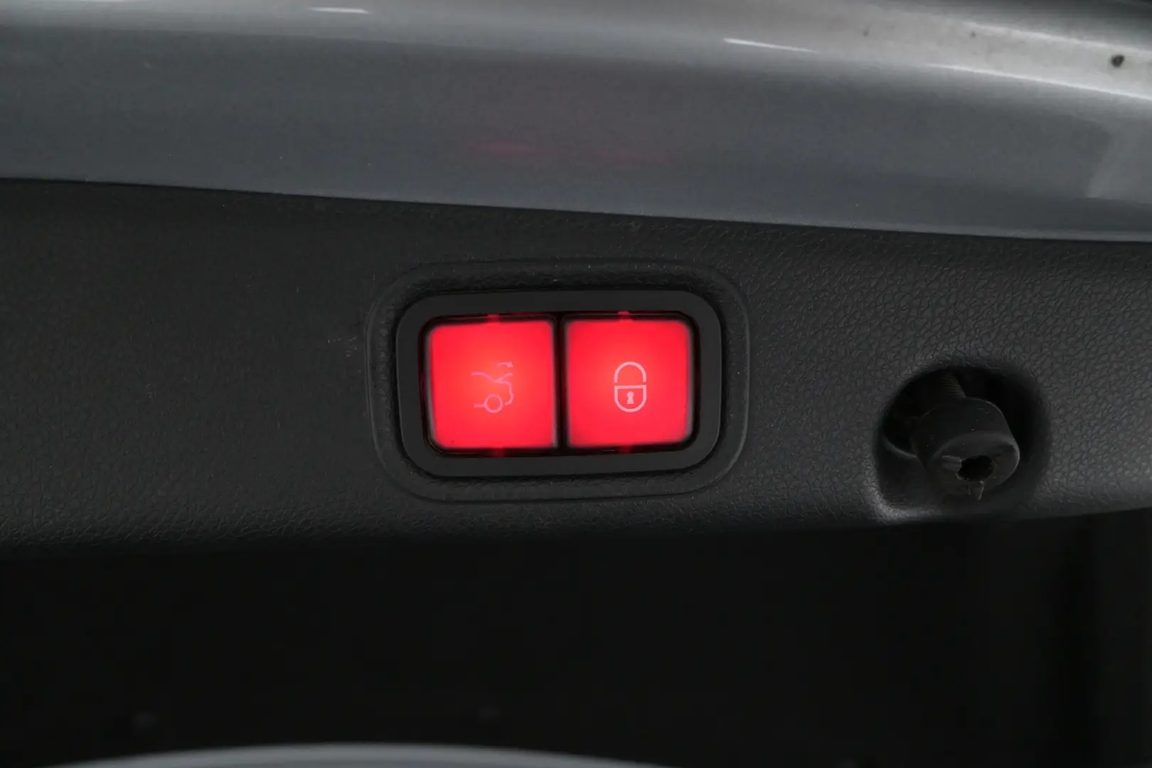 Car Image - 7t70eCS5KD9S2XgGO5uJfd