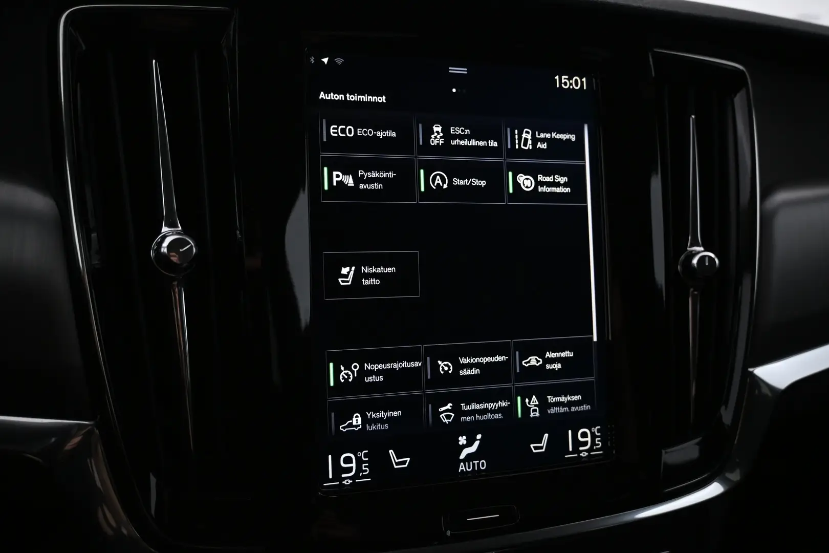 Car Image - QsSh8FzczwS7TLprwT9XR