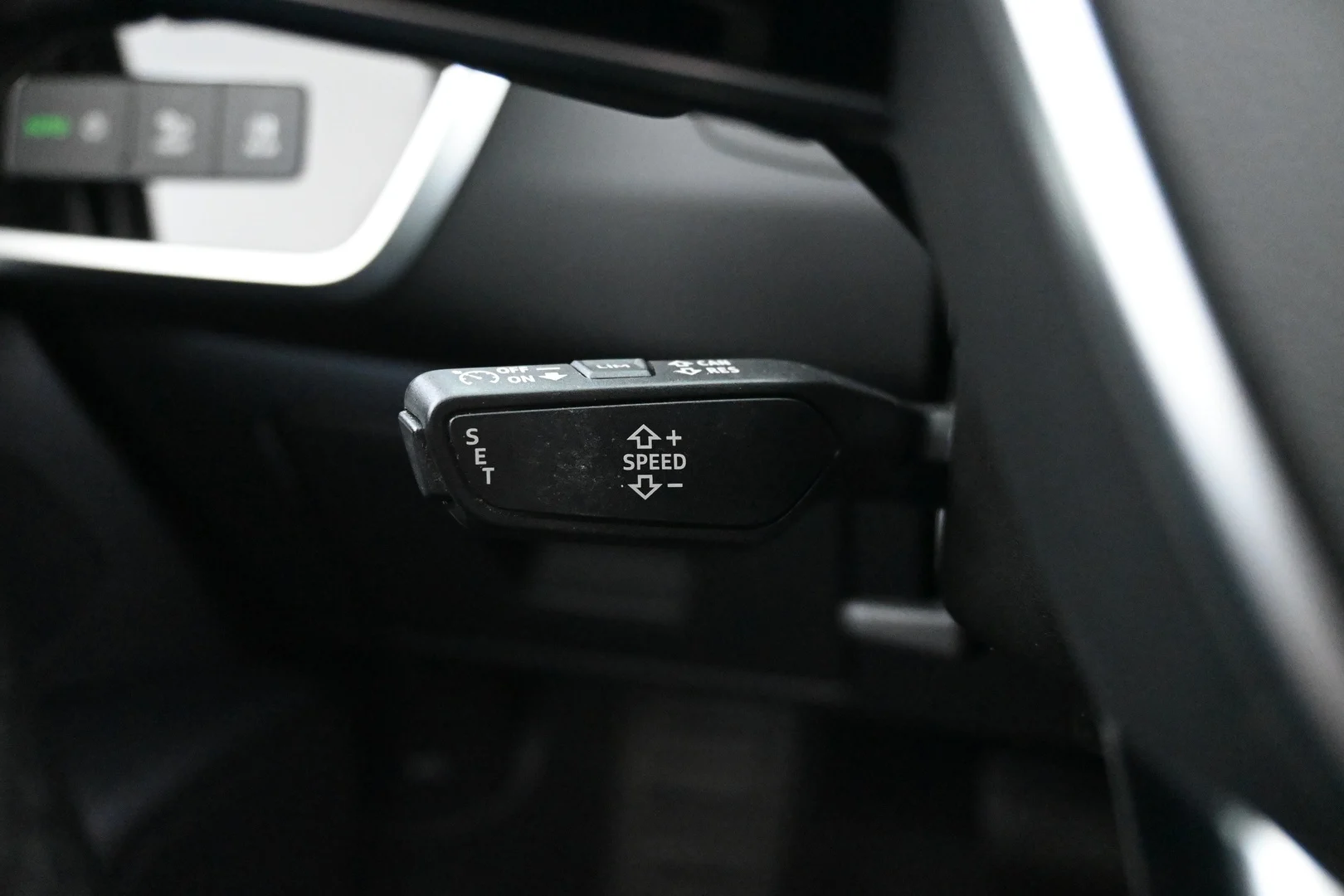 Car Image - 4Oc2hT5qLPFWWkIOxfD4Rr