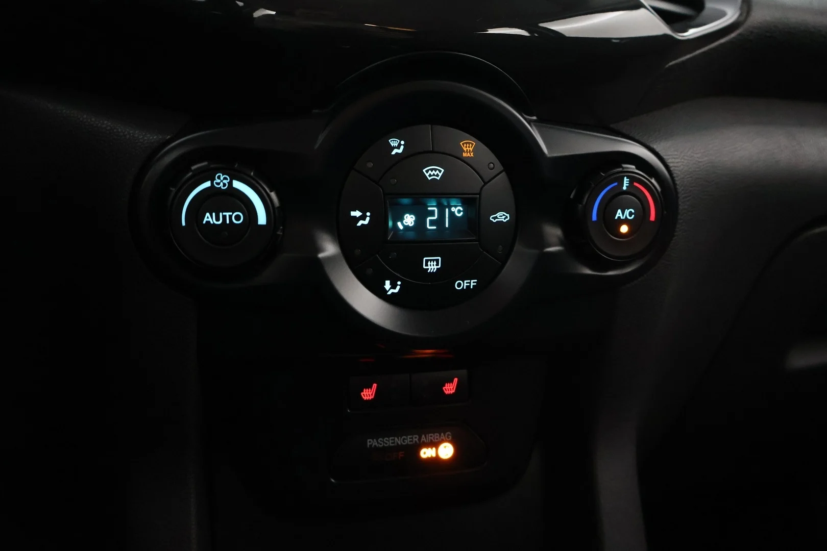Car Image - 354Cvetk2cf1q7X539mDZb