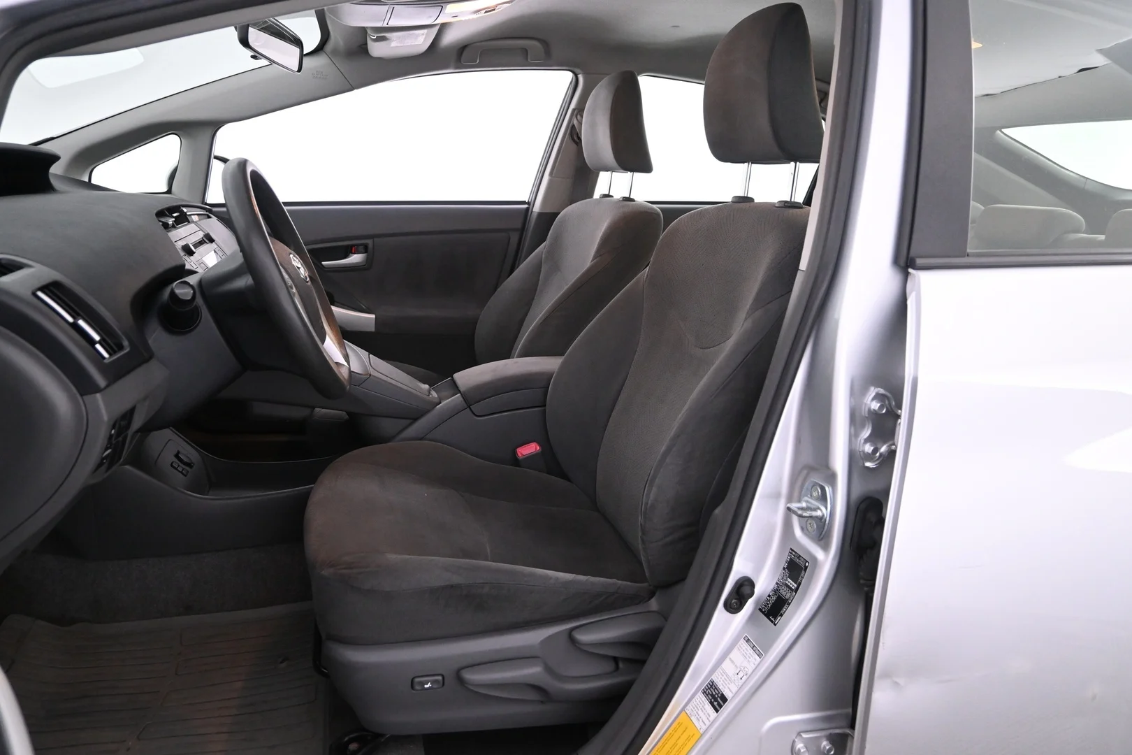 Car Image - 16Y1M7k3GdNaAiVqEKyetM