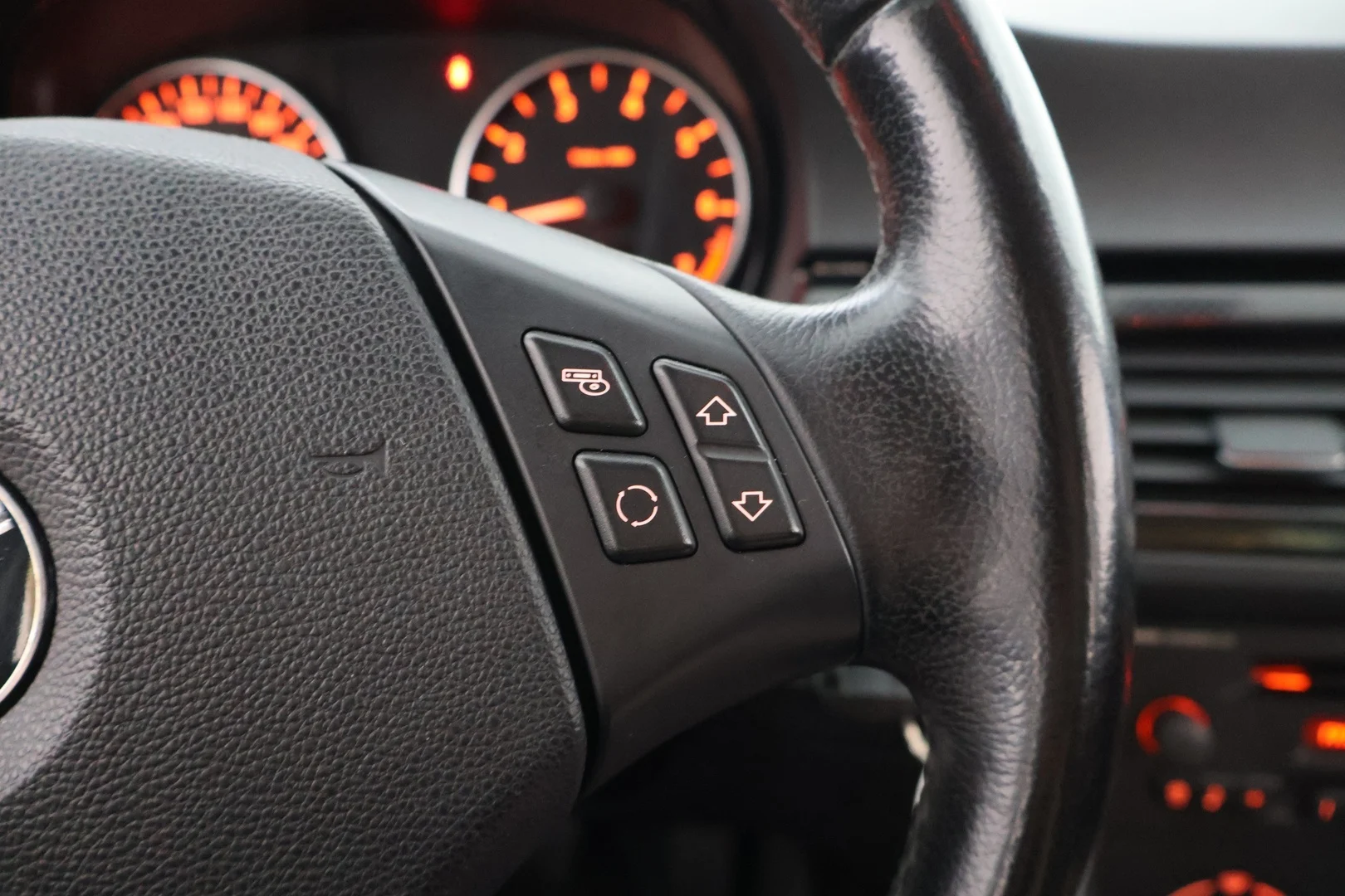 Car Image - 2OfMKBMN5IoAJHYinkKHMA