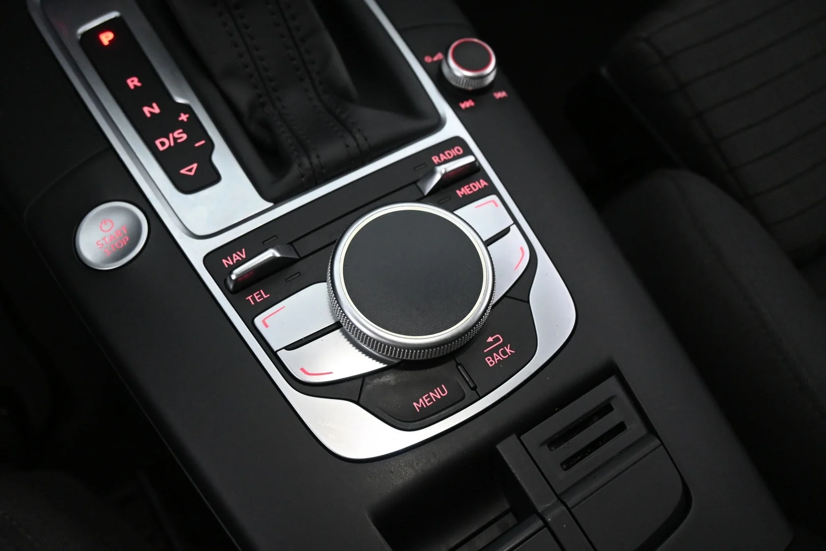 Car Image - 4vKMEcJjngUPCVDwuQT2si